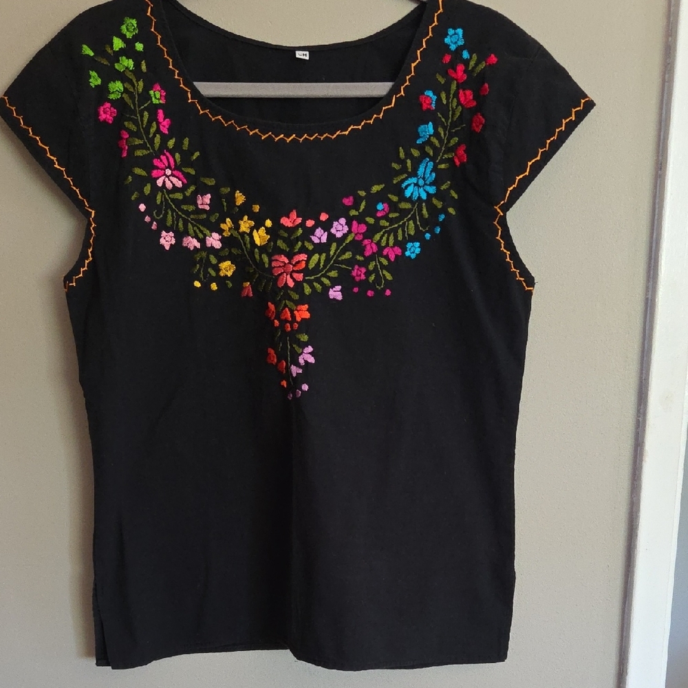 Black Embroidered Floral Scoop Neck Top